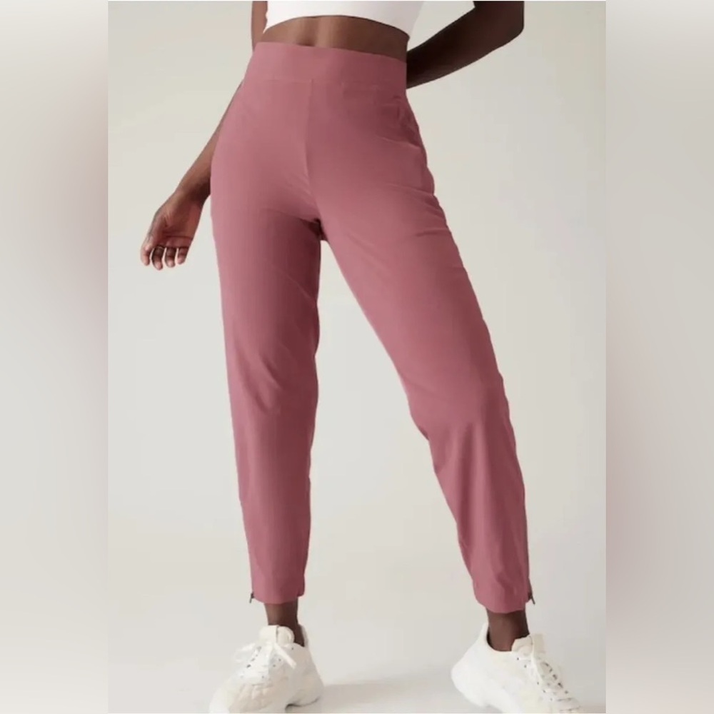 ATHLETA Brooklyn Heights Pink Rose Blush High Rise Jogger Pants 533443 EUC Sz 2
